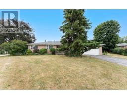 24 BURBANK DRIVE, Toronto, Ontario