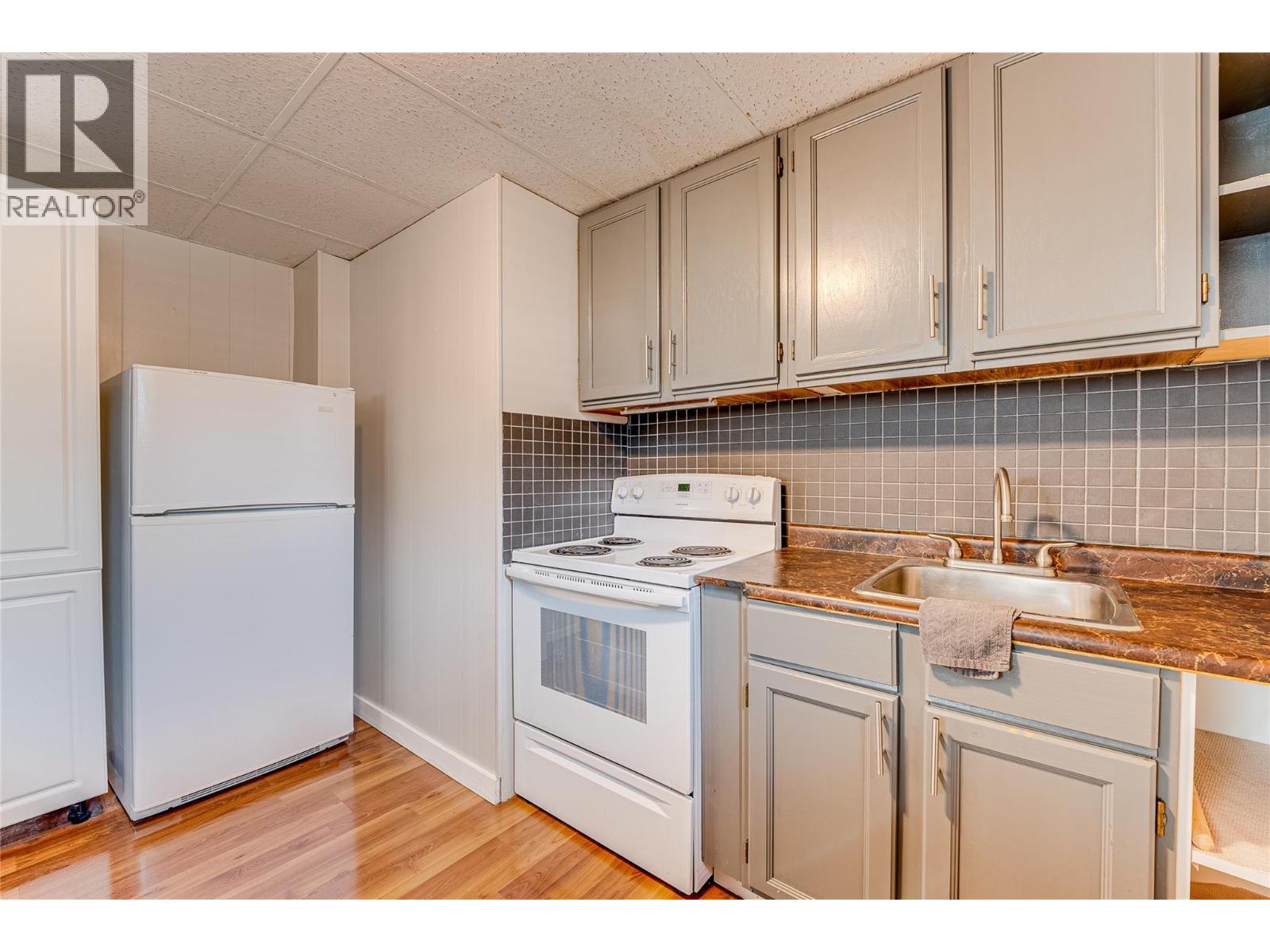 2302 42 Avenue, Vernon, British Columbia  V1T 3J3 - Photo 29 - 10359941