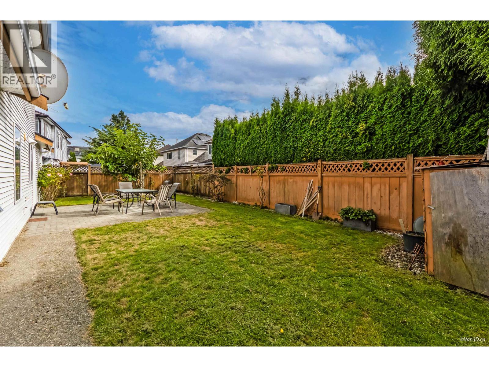 Property at 5019 LINDEN DRIVE image 3