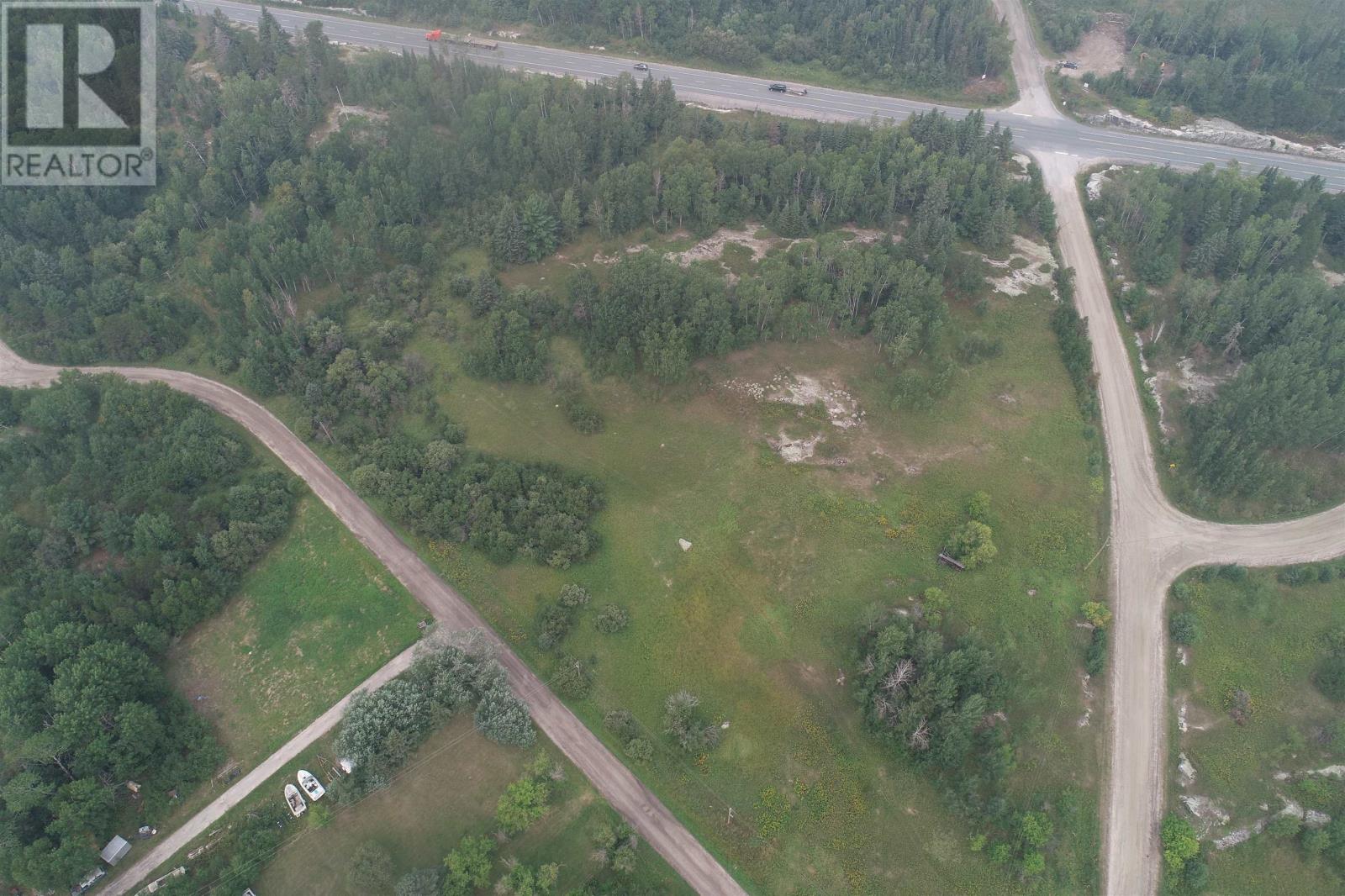 Villeneuve RD SW, Kenora, Ontario