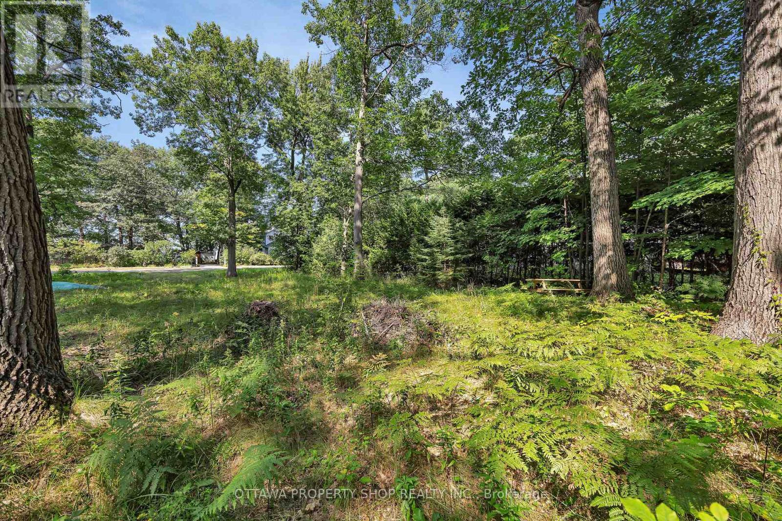 675 Bayview Drive, Ottawa, Ontario  K0A 3M0 - Photo 5 - X12355710