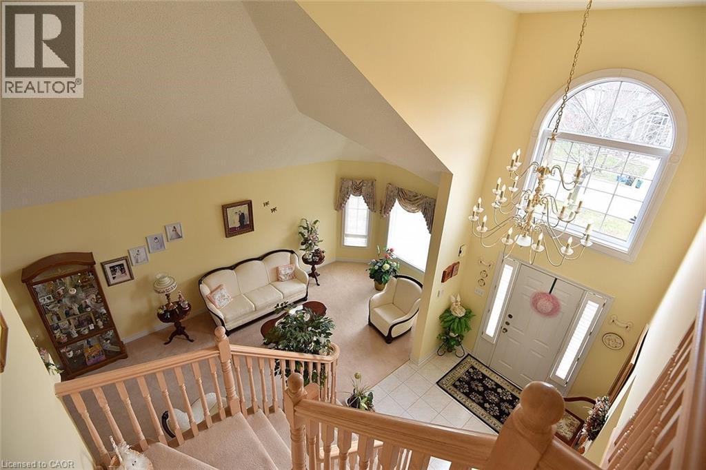 13 Chianti Crescent, Stoney Creek, Ontario  L8E 5W1 - Photo 6 - 40762210