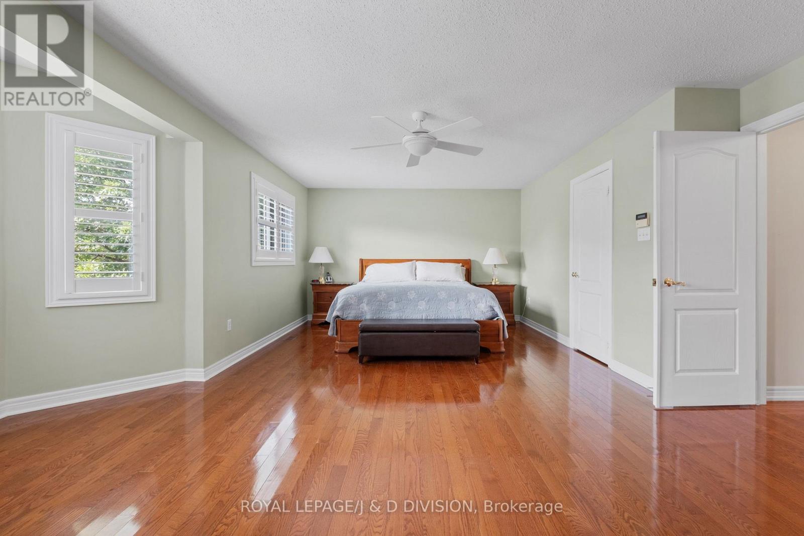 2153 Manor Hill Drive, Mississauga, Ontario  L5M 5H9 - Photo 32 - W12355611