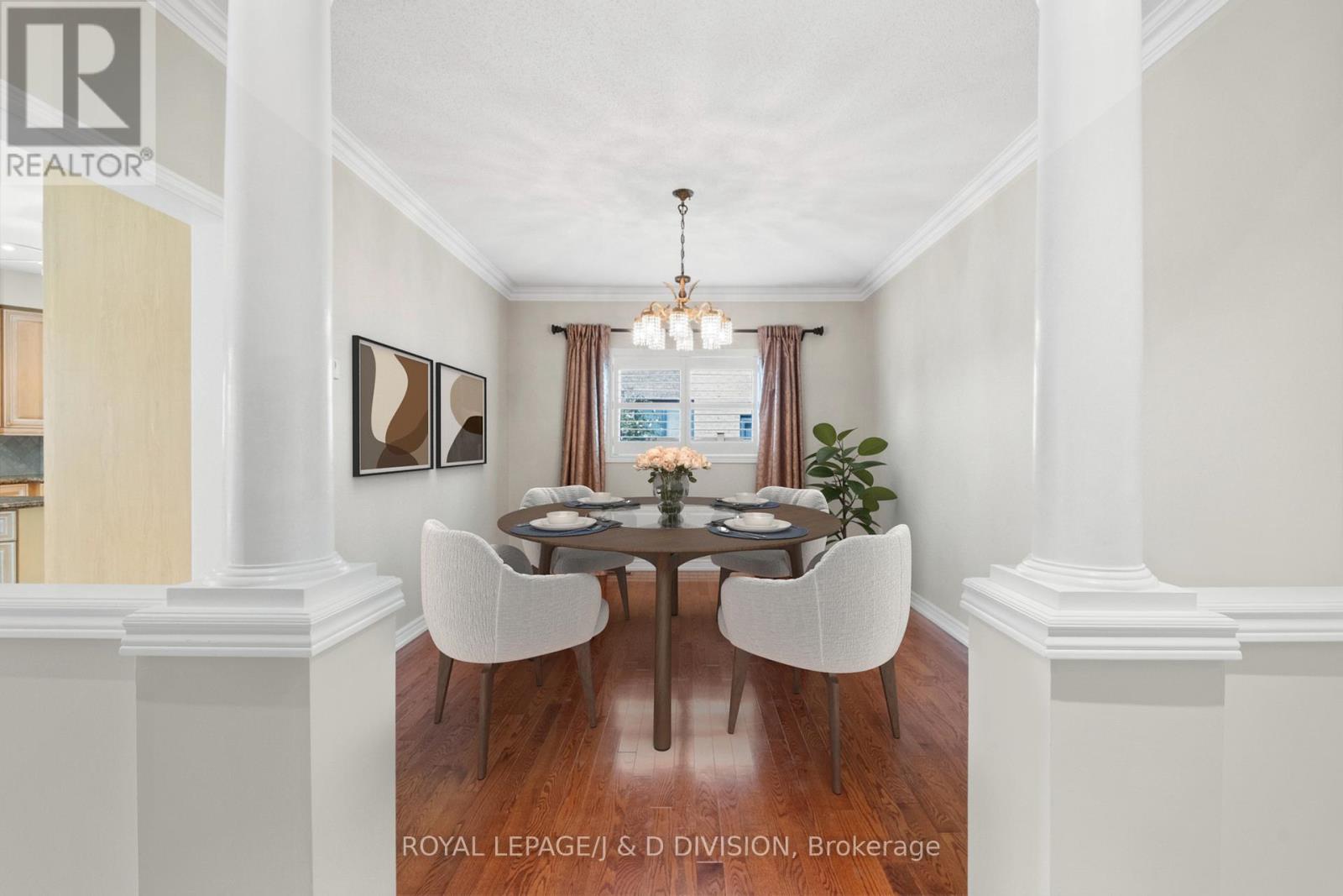2153 Manor Hill Drive, Mississauga, Ontario  L5M 5H9 - Photo 8 - W12355611