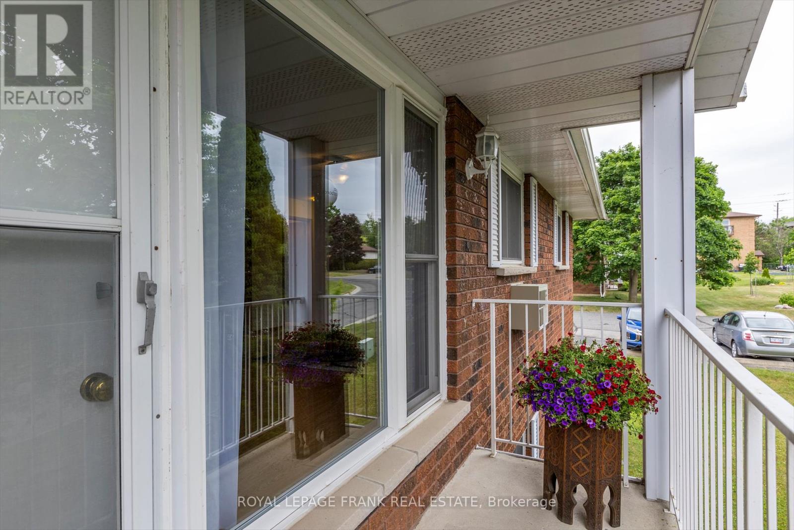 201 - 2406 Mountland Drive, Peterborough West, Ontario  K9K 2E1 - Photo 15 - X12355759