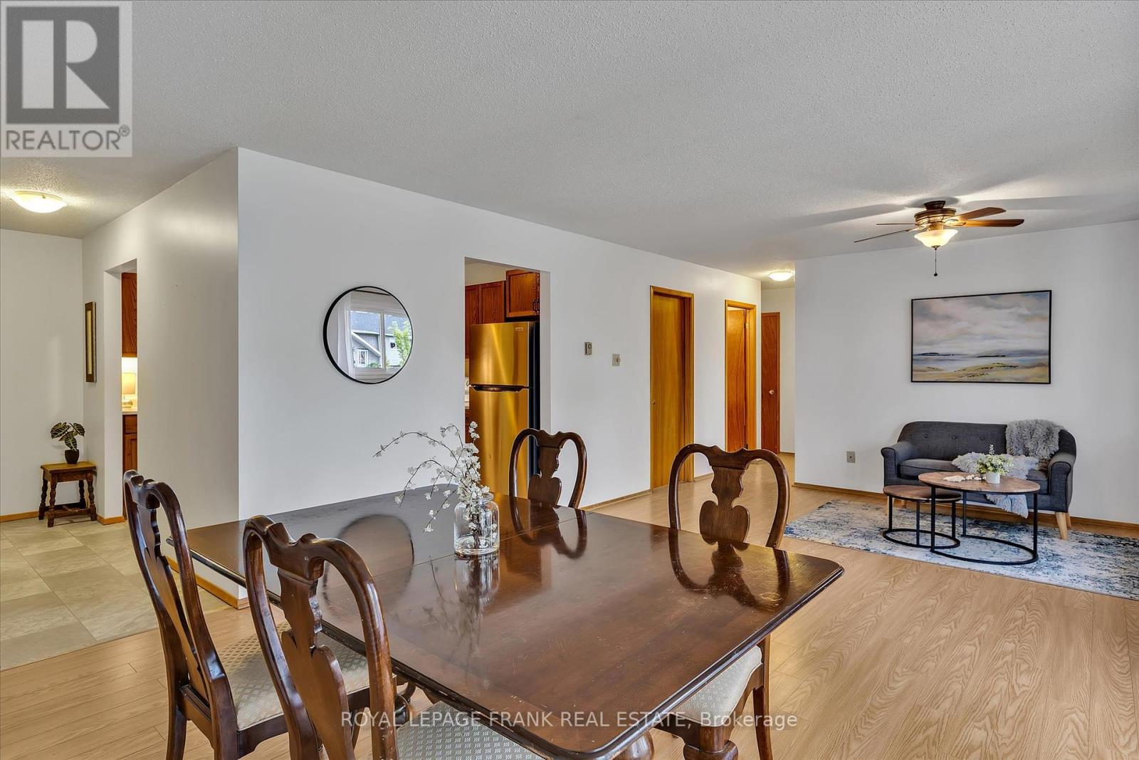 201 - 2406 Mountland Drive, Peterborough West, Ontario  K9K 2E1 - Photo 6 - X12355759