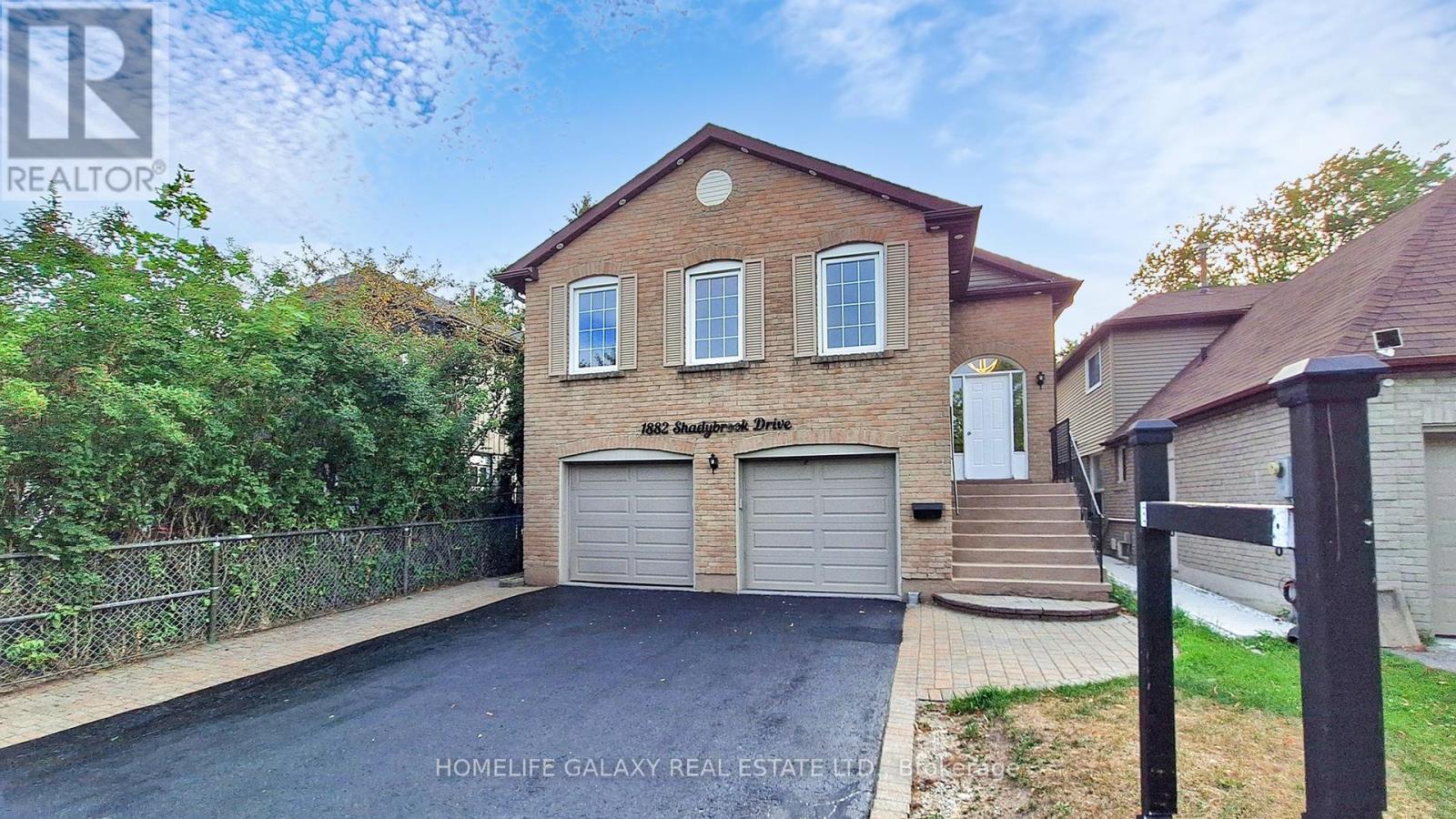 Property at 1882 SHADYBROOK DRIVE image 2