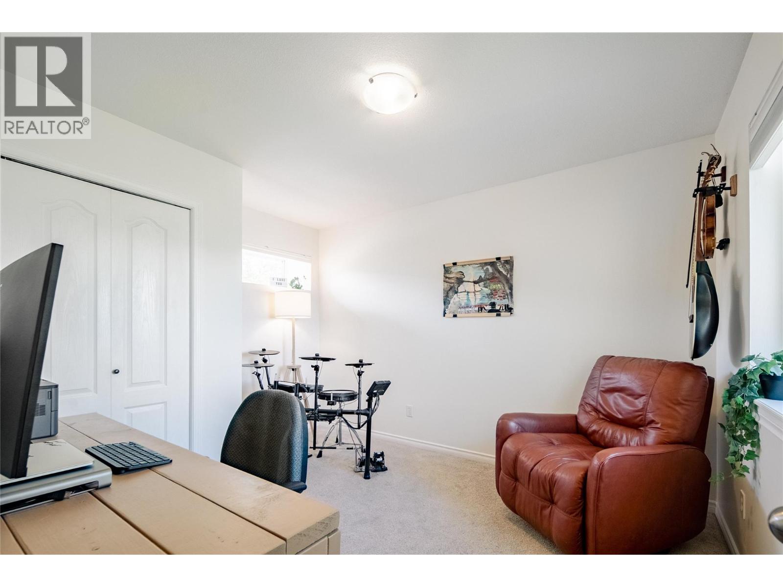 2174 Sunview Drive, Kelowna, British Columbia  V1Z 3R2 - Photo 22 - 10356772