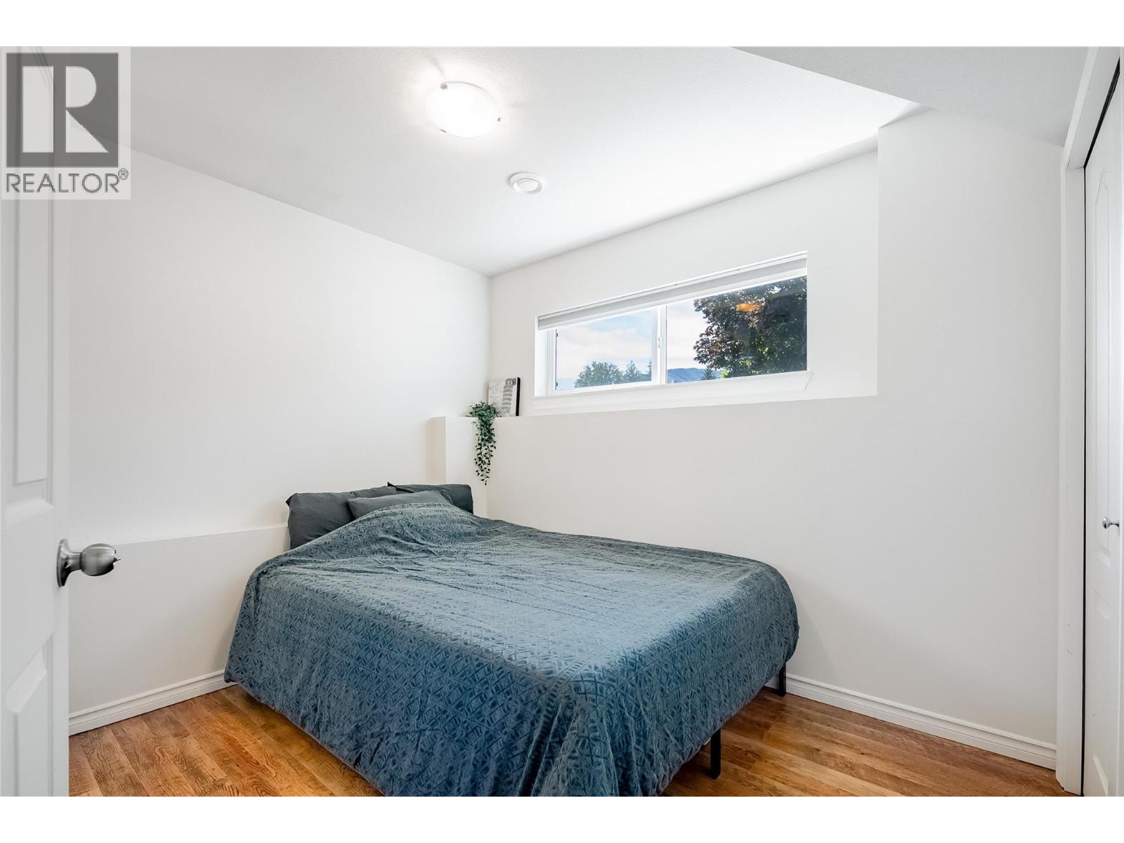 2174 Sunview Drive, Kelowna, British Columbia  V1Z 3R2 - Photo 24 - 10356772