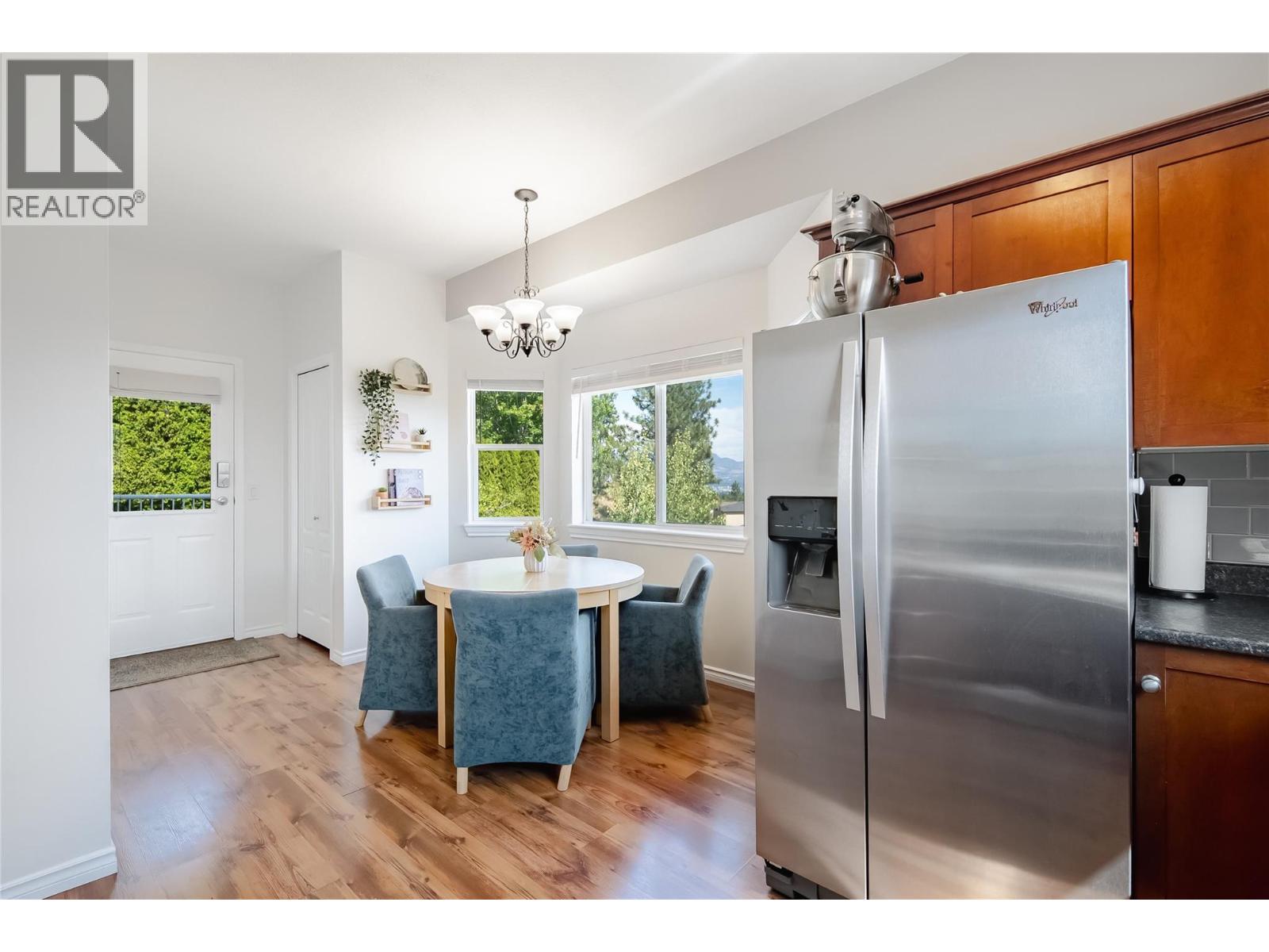 2174 Sunview Drive, Kelowna, British Columbia  V1Z 3R2 - Photo 9 - 10356772