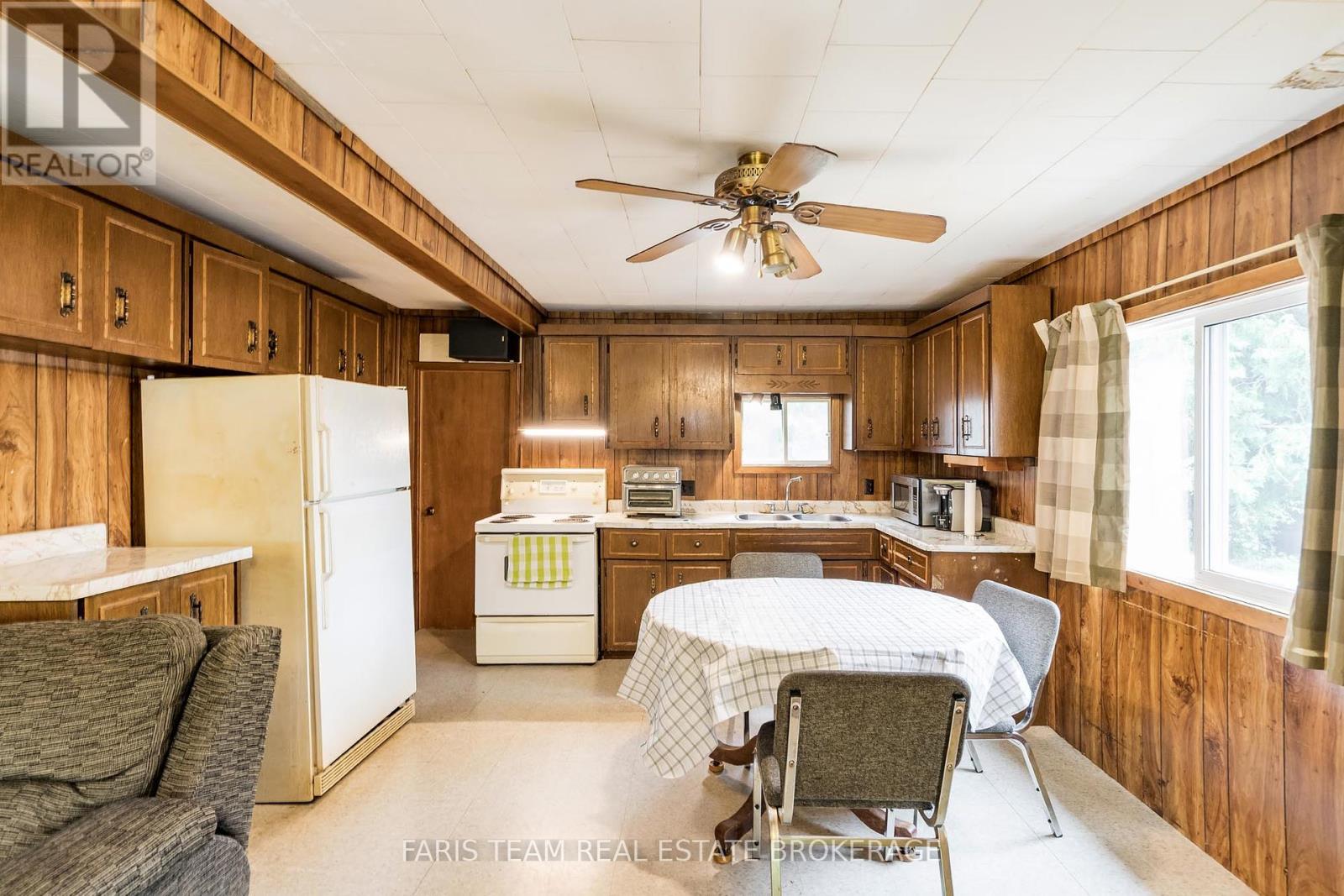 13 Arthur Street, Collingwood, Ontario  L9Y 3Z1 - Photo 6 - S12355754