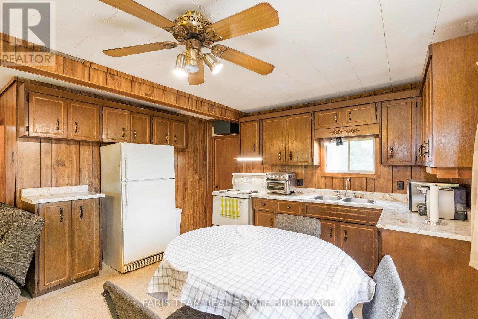 13 Arthur Street, Collingwood, Ontario  L9Y 3Z1 - Photo 7 - S12355754