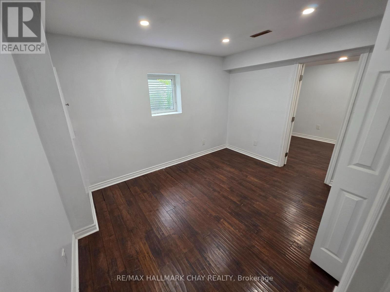 Lower - 451 Leacock Drive, Barrie, Ontario  L4N 4X6 - Photo 13 - S12355771