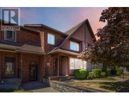 7 73 Collins Grove|Dartmouth, Dartmouth, Ca