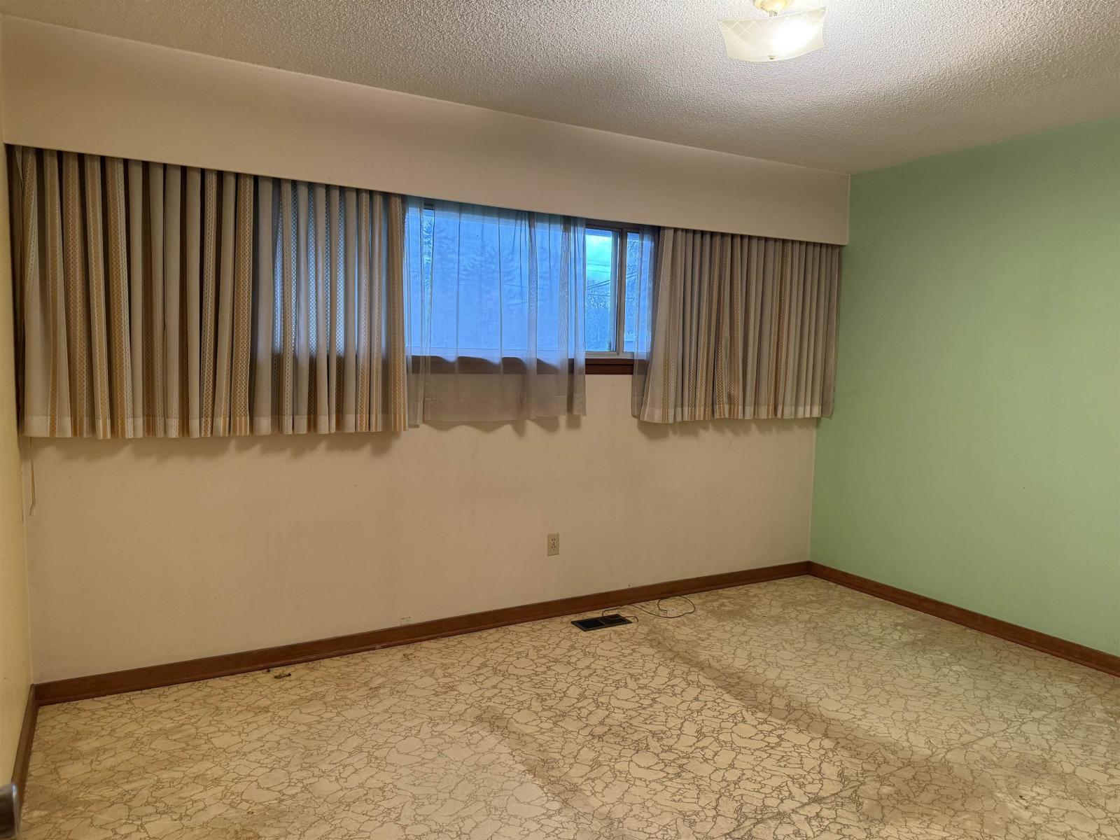 23836 68 Avenue, Langley, British Columbia  V2Y 2H4 - Photo 16 - R2974707