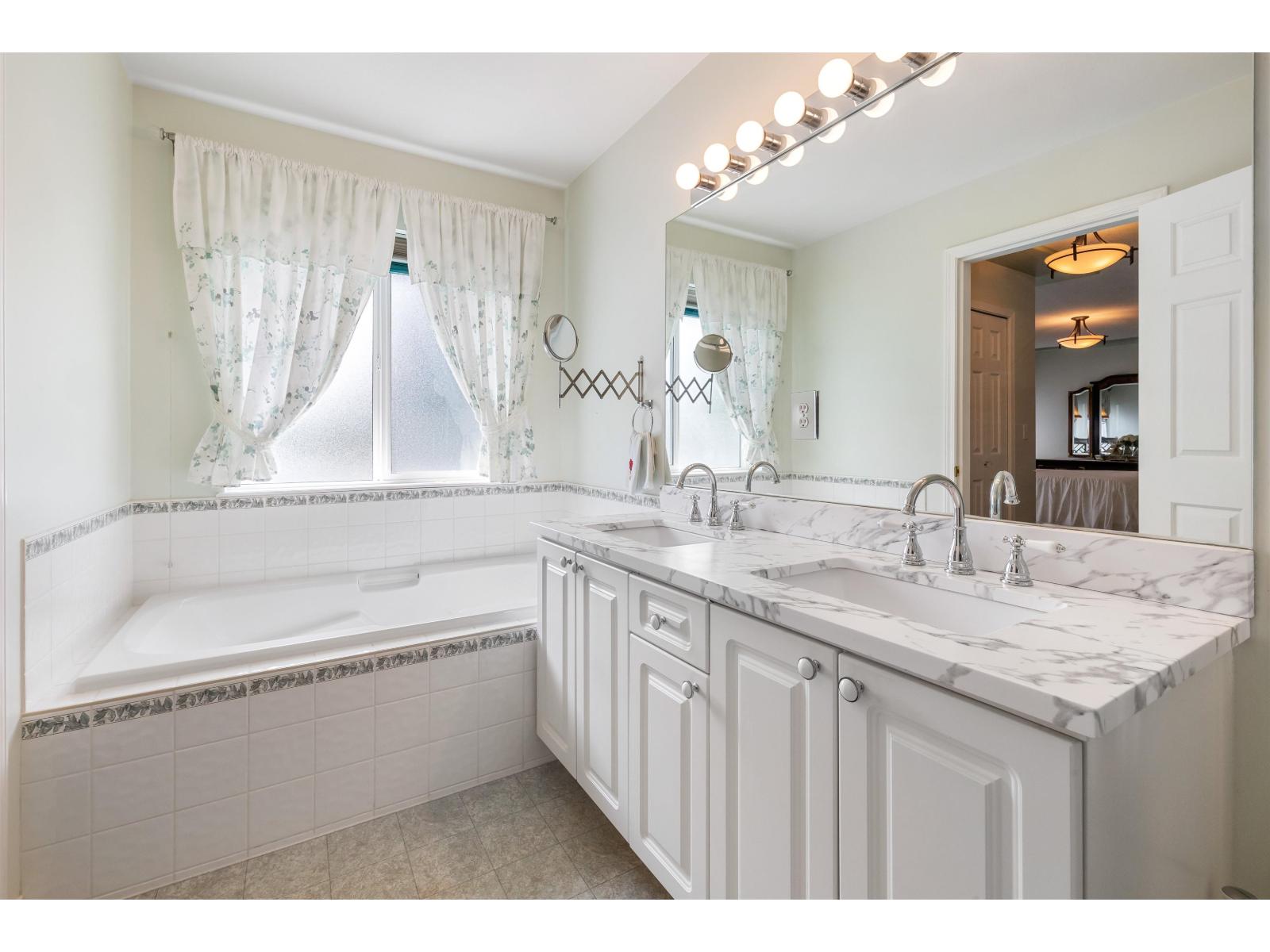 32788 Chilcotin Drive, Abbotsford, British Columbia  V2T 5S5 - Photo 22 - R3038381