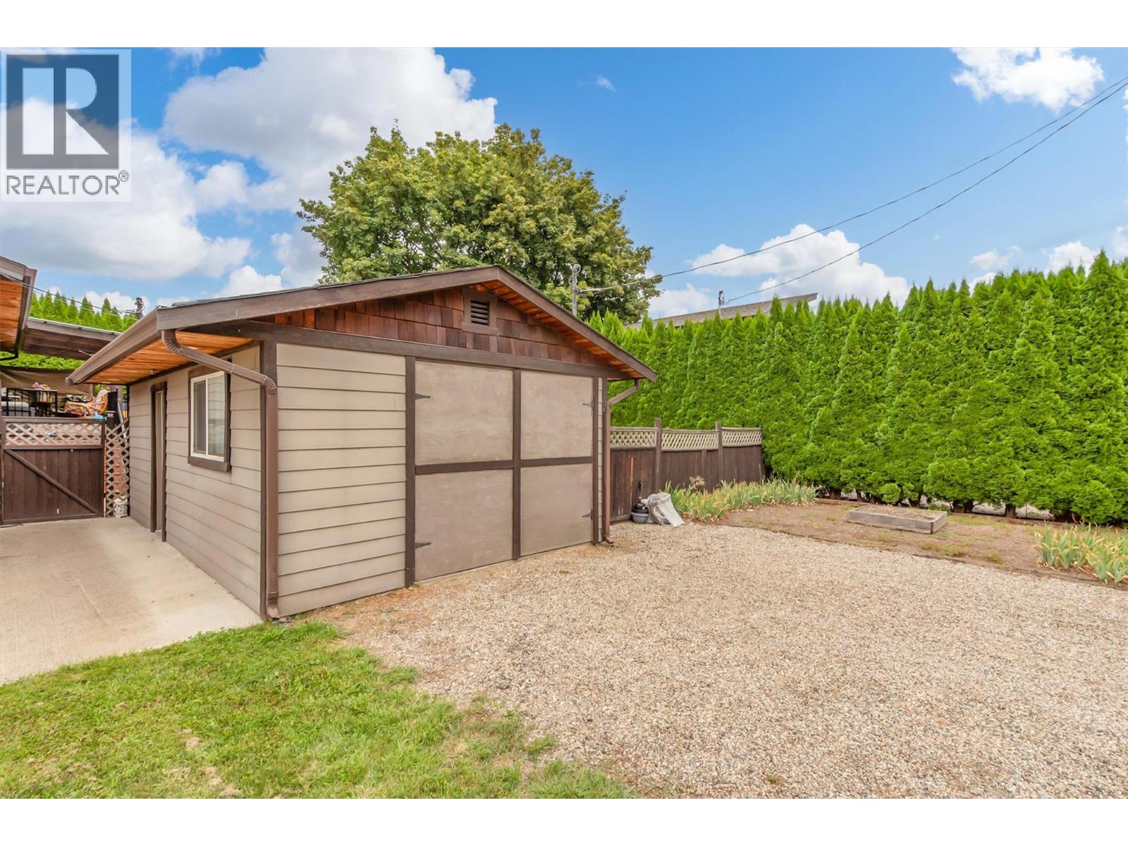 1205 Irene Road Kelowna Photo 6