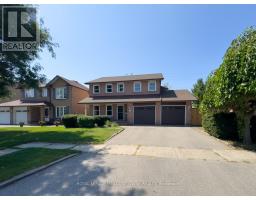 18 COTSWOLD COURT, Halton Hills, Ontario