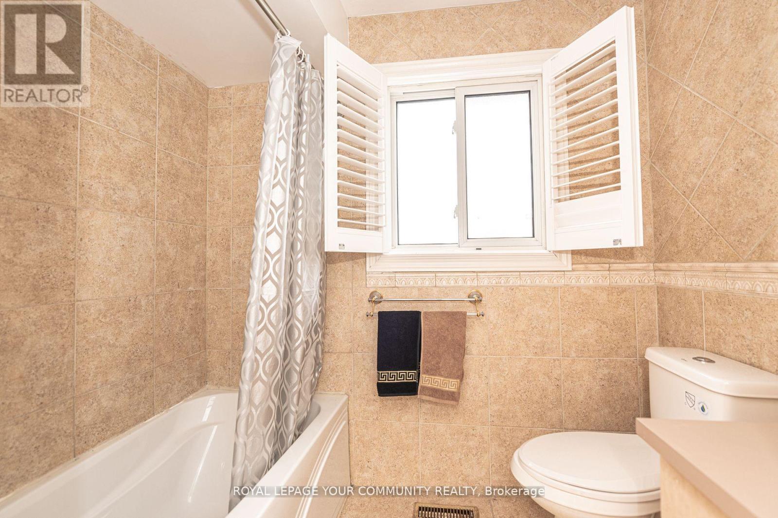 91 Winchester Lane, Richmond Hill, Ontario  L4C 6Y6 - Photo 30 - N12355745