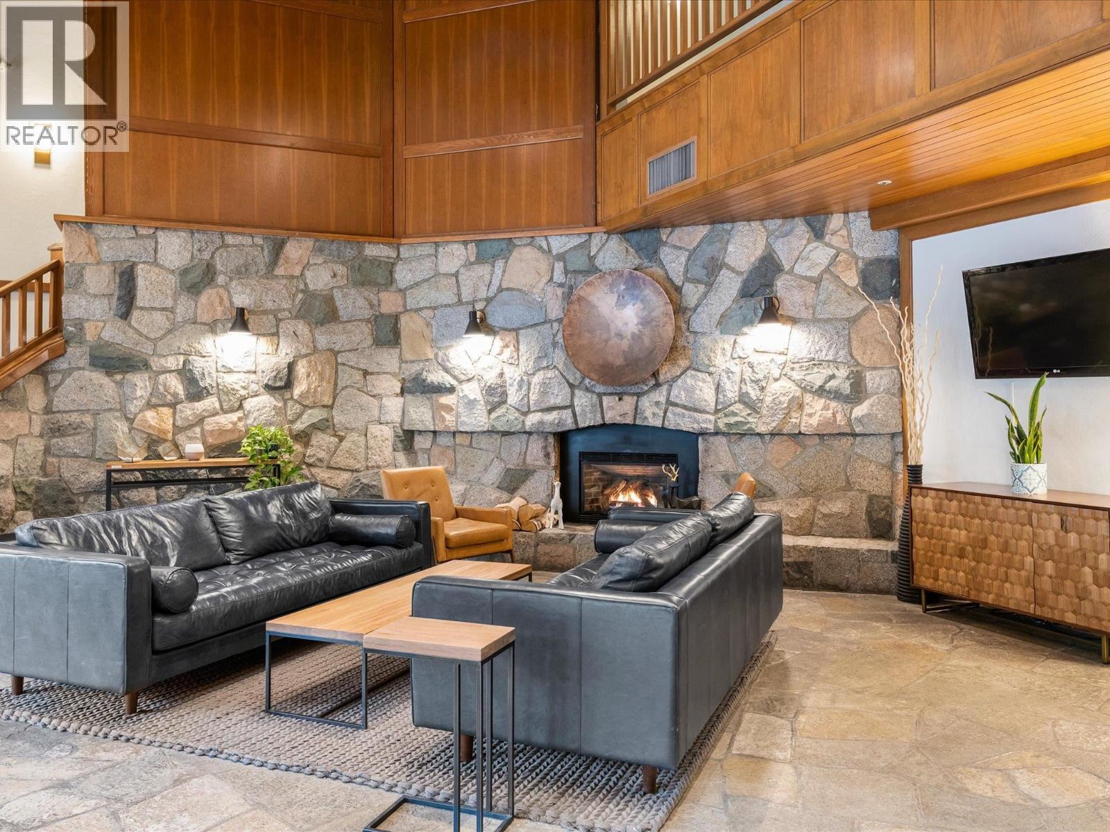 307 4122 Village Green Way, Whistler, British Columbia  V8E 1G9 - Photo 15 - R3039085
