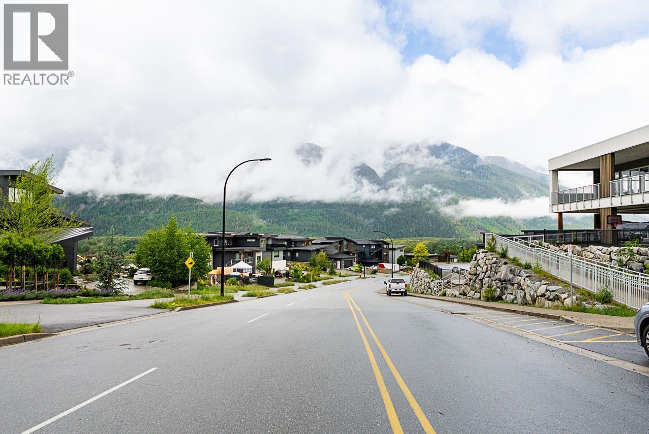 41231 Highline Place, Squamish, British Columbia  V8B 1C2 - Photo 38 - R3039107