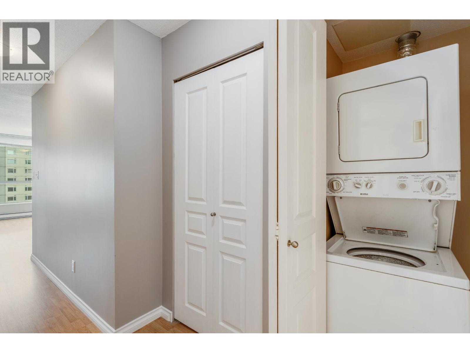 803 3438 Vanness Avenue, Vancouver, British Columbia  V5R 6E7 - Photo 12 - R3039108