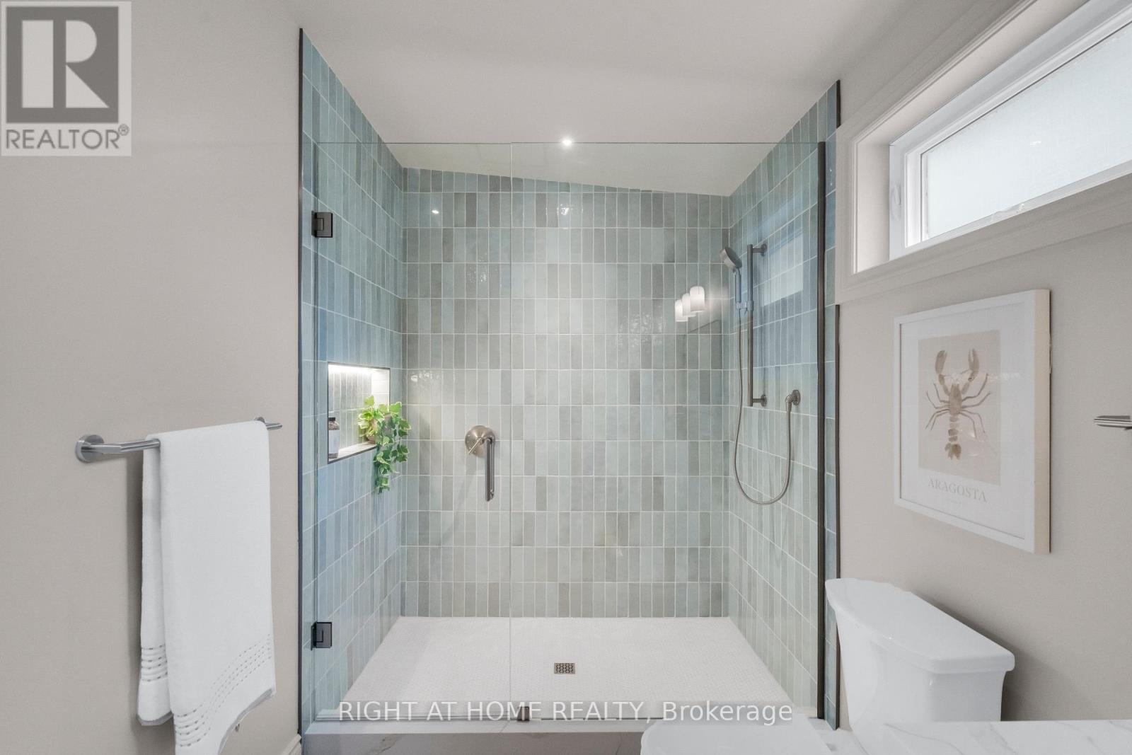 393 Hess Street S, Hamilton, Ontario  L8P 3R2 - Photo 26 - X12355711