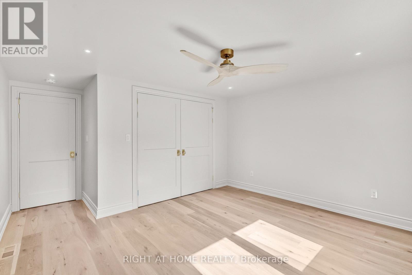 393 Hess Street S, Hamilton, Ontario  L8P 3R2 - Photo 31 - X12355711