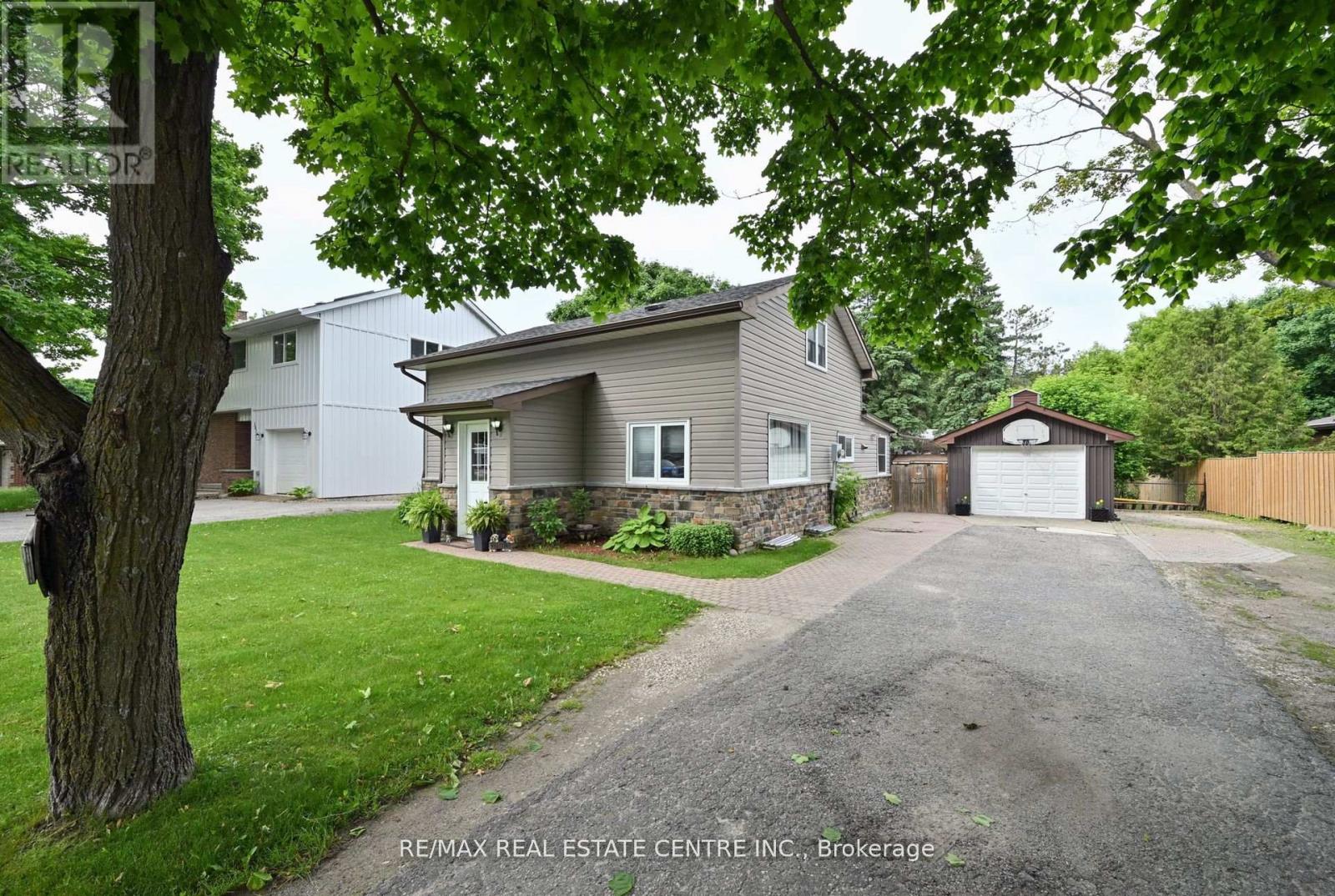 Property at 163 DANIEL STREET image 5
