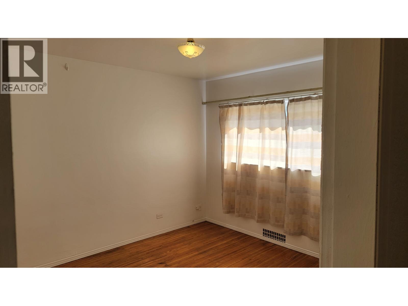 454 E 55 Avenue, Vancouver, British Columbia  V5X 1N4 - Photo 9 - R3039080