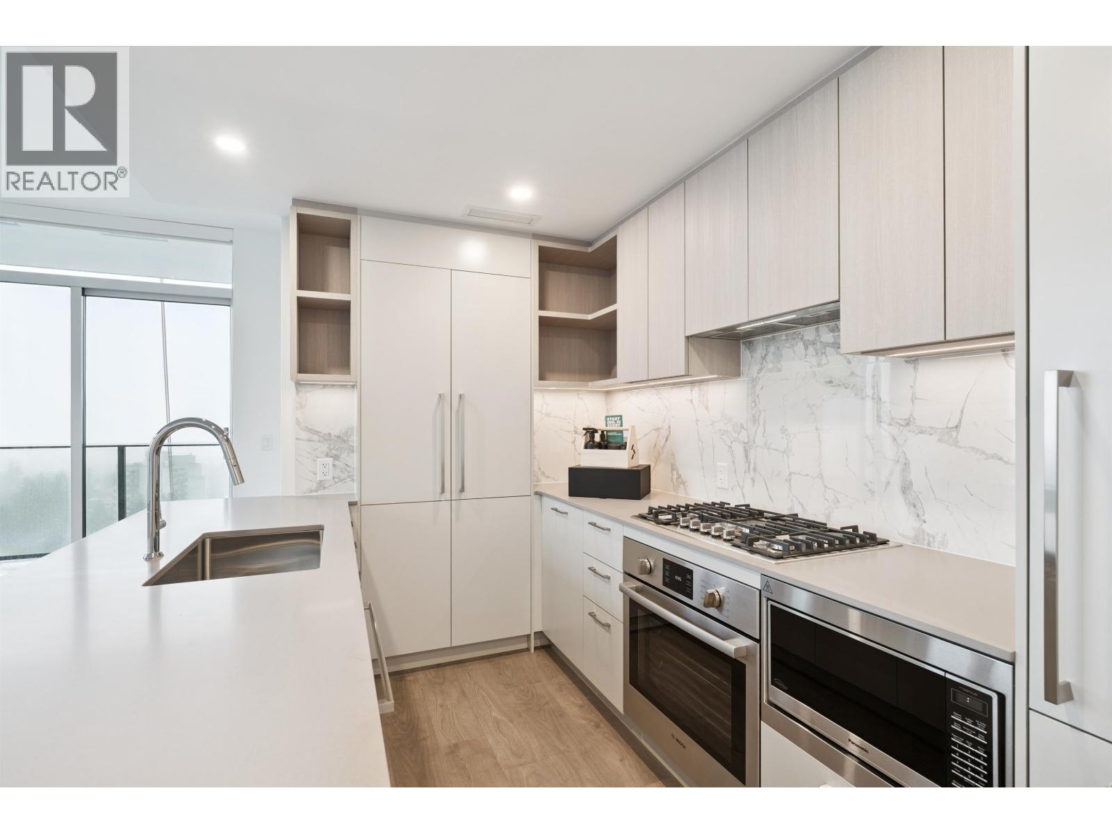 1701 6468 Willingdon, Burnaby, British Columbia  V5H 0L3 - Photo 13 - R3039086