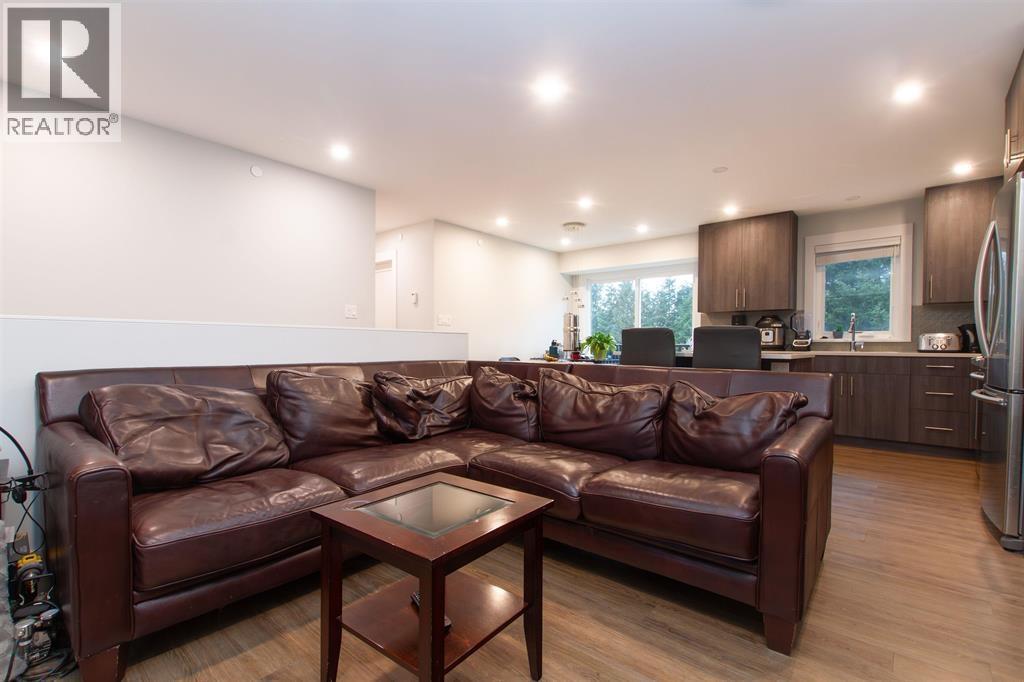 40128 Diamond Head Road, Squamish, British Columbia  V0N 1T0 - Photo 18 - R3036435