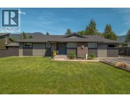 40128 DIAMOND HEAD ROAD, Squamish, British Columbia