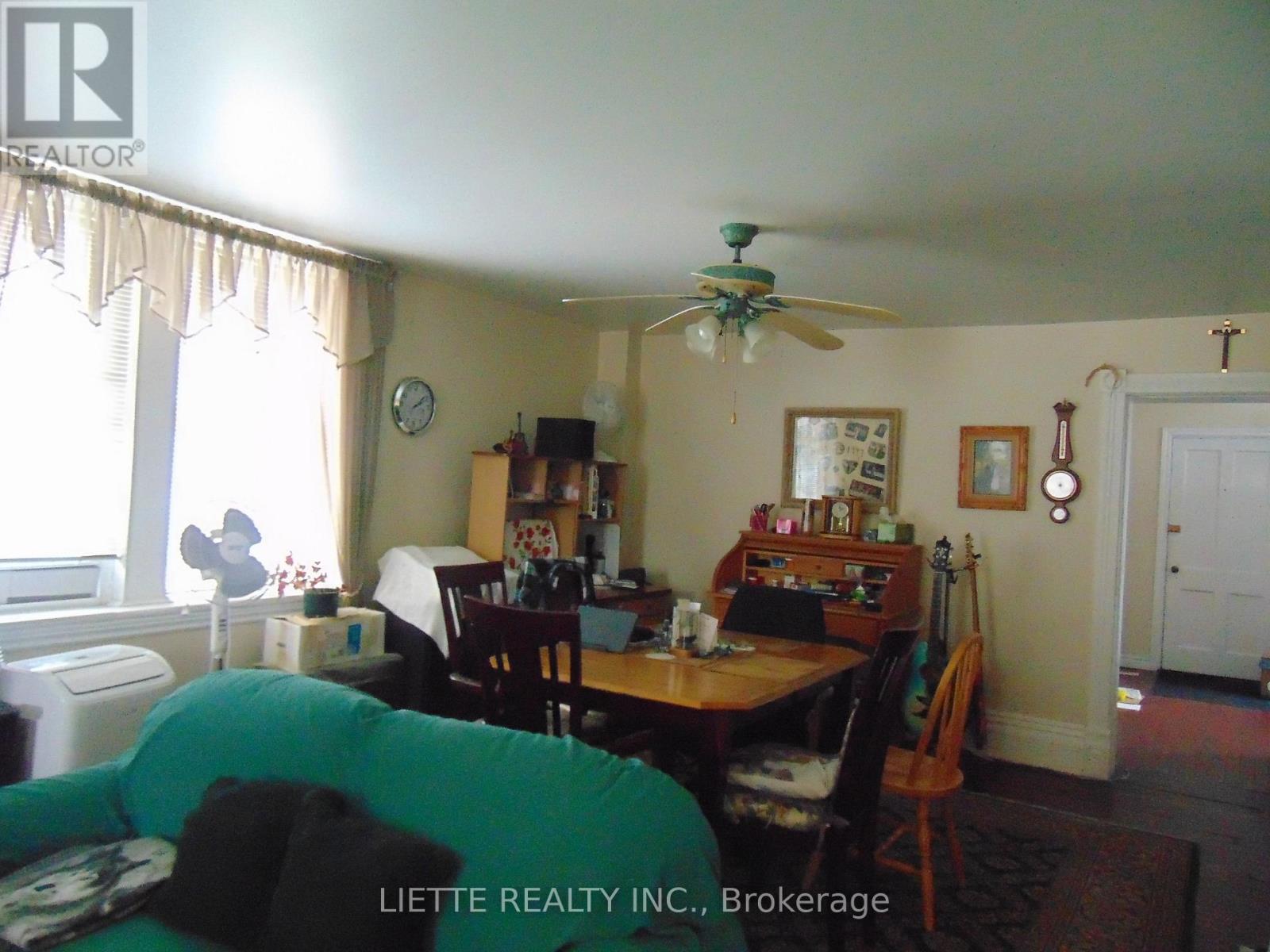 7 & 9 - 7-9 Ottawa Street N, North Glengarry, Ontario  K0C 1A0 - Photo 7 - X12355814