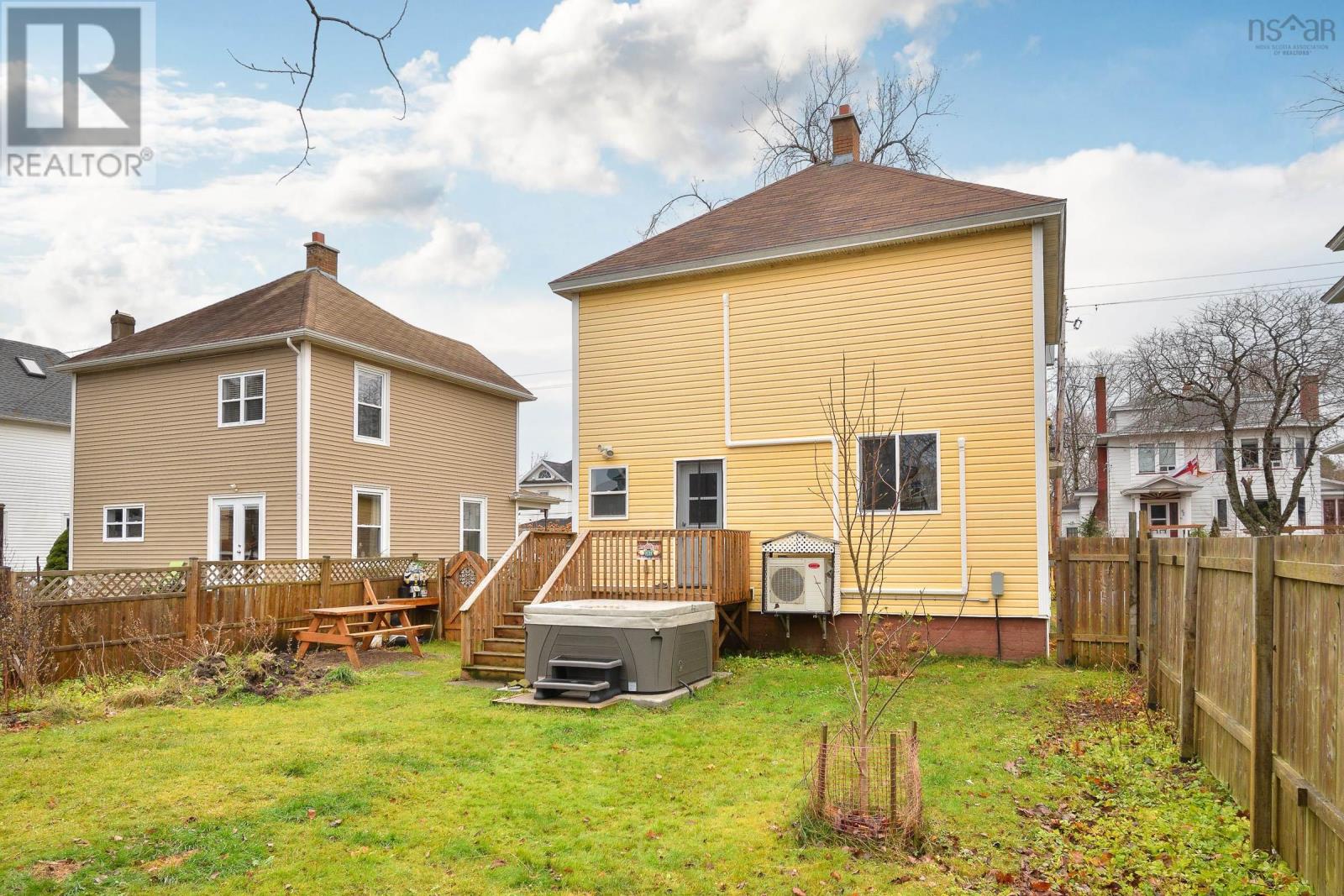 59 Milton Street, Sydney, Nova Scotia  B1P 4L9 - Photo 5 - 202521207