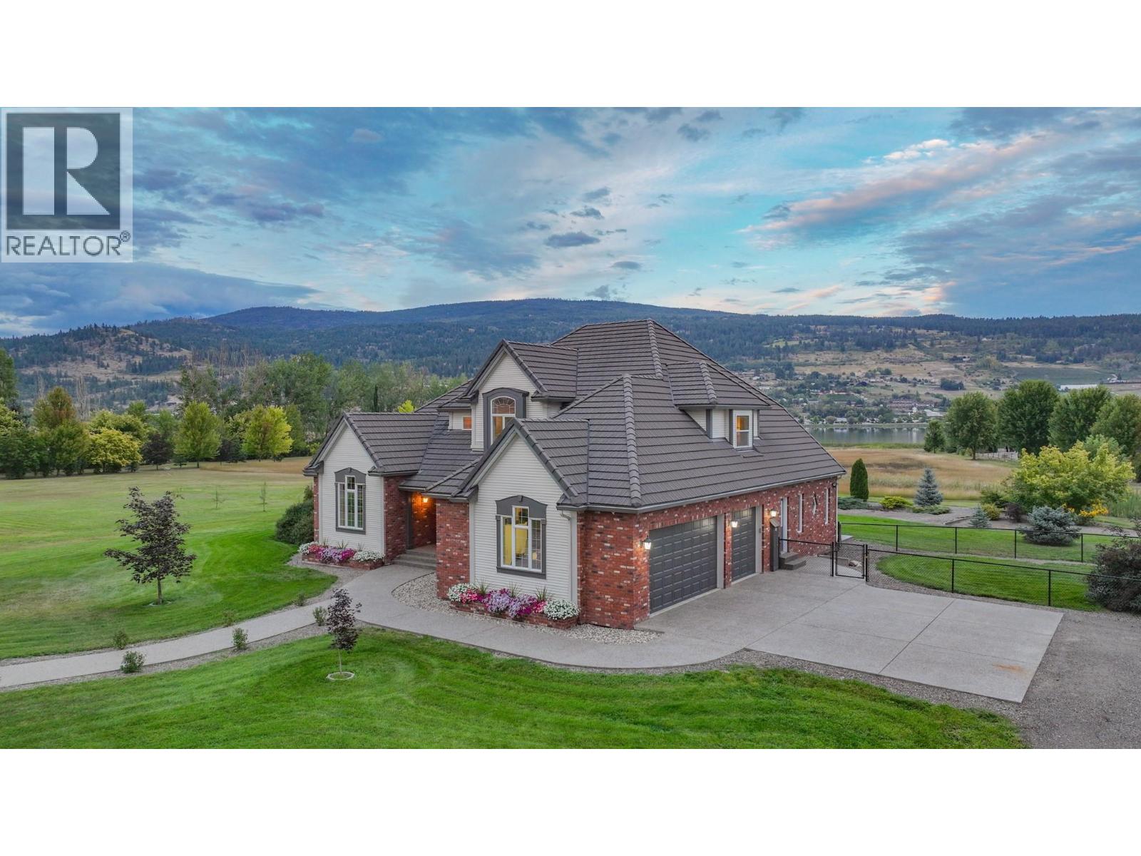 8163 Old Kamloops Road, Vernon, British Columbia  V1H 1W8 - Photo 2 - 10359364
