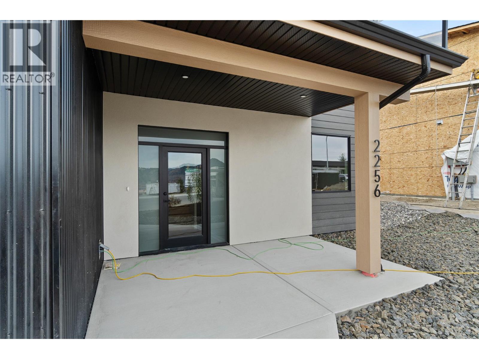 2256 Coldwater Drive, Kamloops, British Columbia  V2E 0E6 - Photo 11 - 10360076