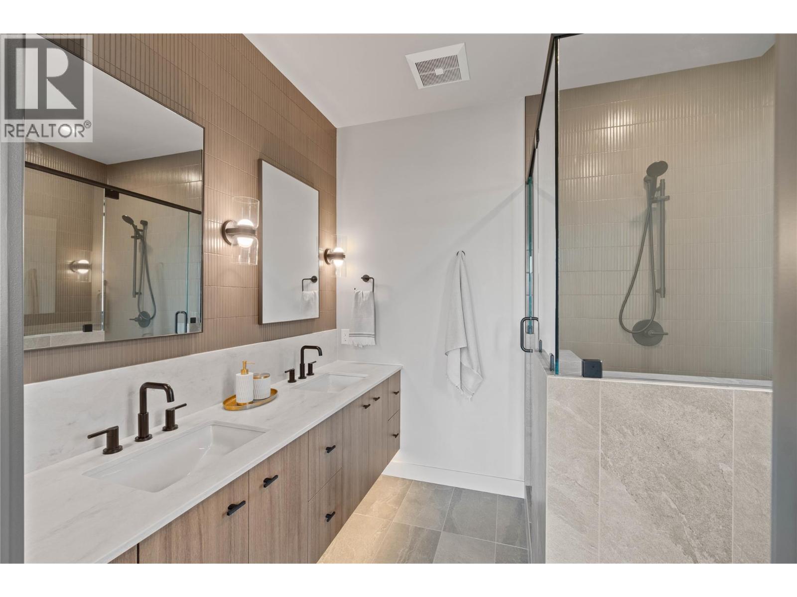 2256 Coldwater Drive, Kamloops, British Columbia  V2E 0E6 - Photo 35 - 10360076