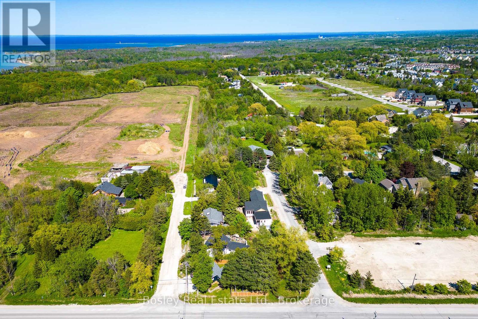 102 Helen Street, Blue Mountains, Ontario  L9Y 3Z2 - Photo 42 - X12355845