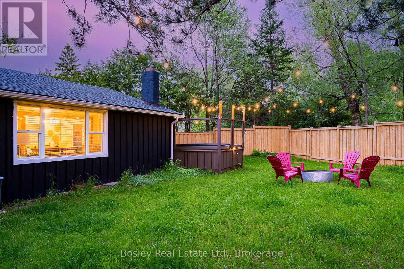102 Helen Street, Blue Mountains, Ontario  L9Y 3Z2 - Photo 5 - X12355845