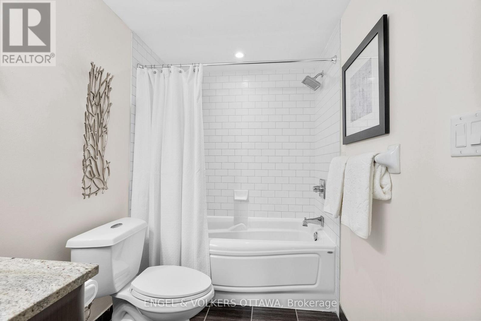 106 - 390 Booth Street, Ottawa, Ontario  K1R 7K6 - Photo 17 - X12355856