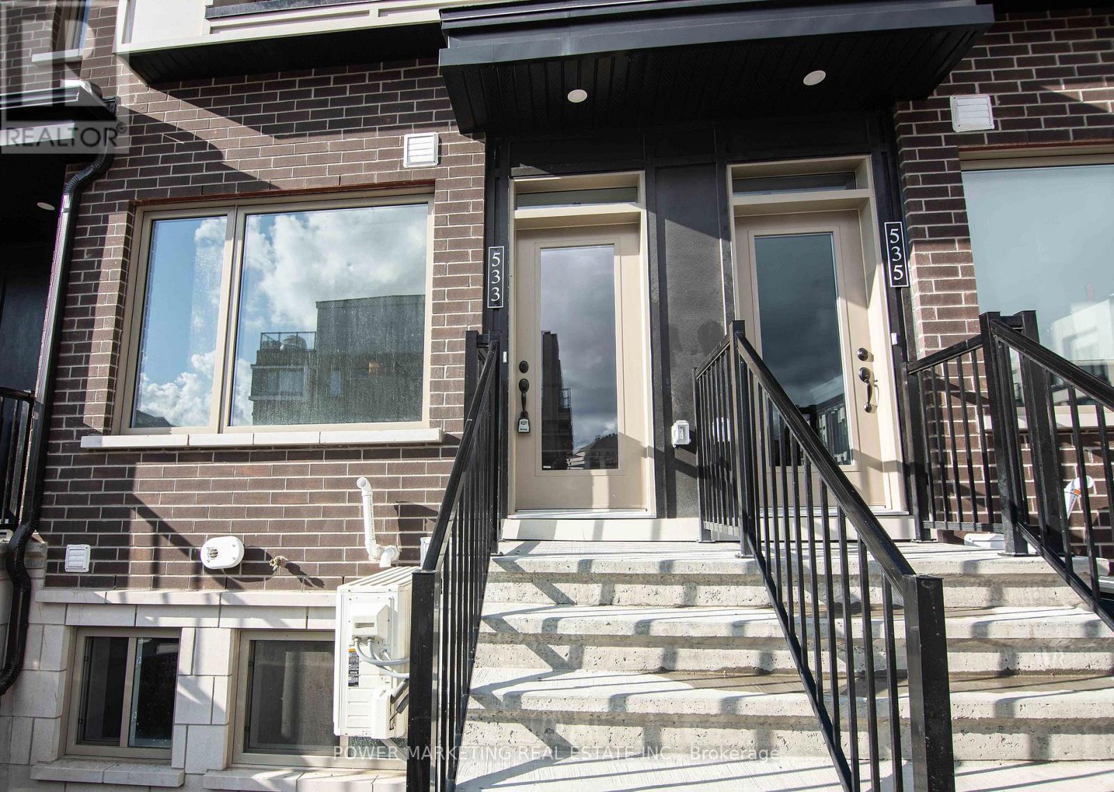 Property at 533 TAKAMOSE PRIVATE image 1