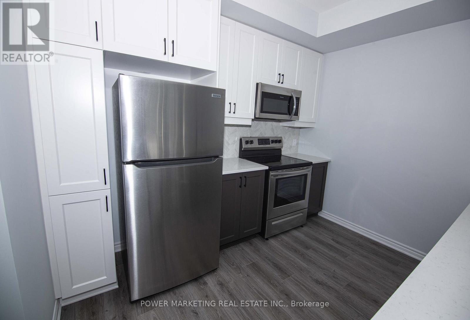 Property at 533 TAKAMOSE PRIVATE image 5