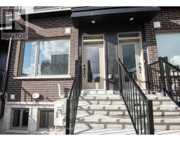 533 TAKAMOSE PRIVATE, Ottawa, Ontario