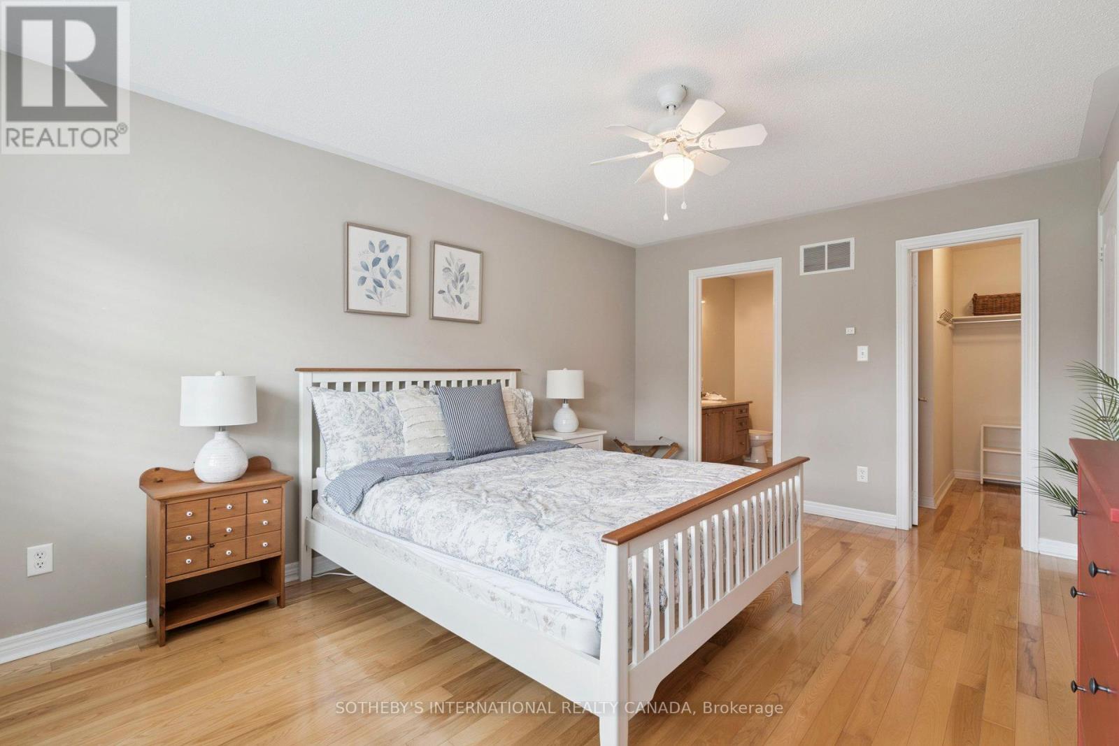 12 Fairvalley Street, Brampton (Sandringham-Wellington), Ontario  L6R 0S3 - Photo 15 - W12355817