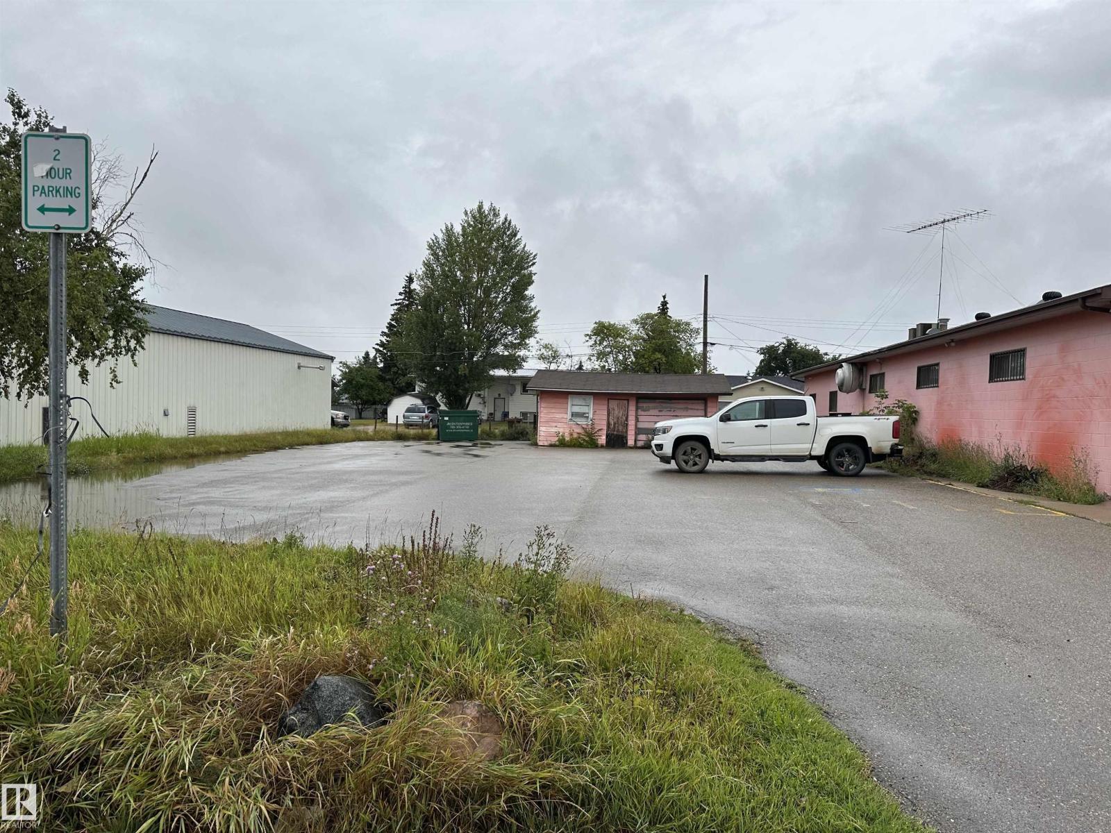 10728 101 St, Westlock, Alberta  T7P 1H7 - Photo 2 - E4453899