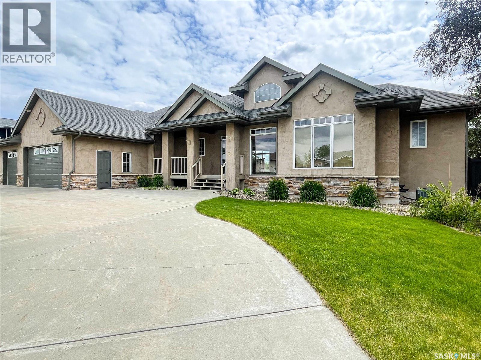 24 Bridger Drive, Meadow Lake, Saskatchewan  S9X 2A1 - Photo 1 - SK984019