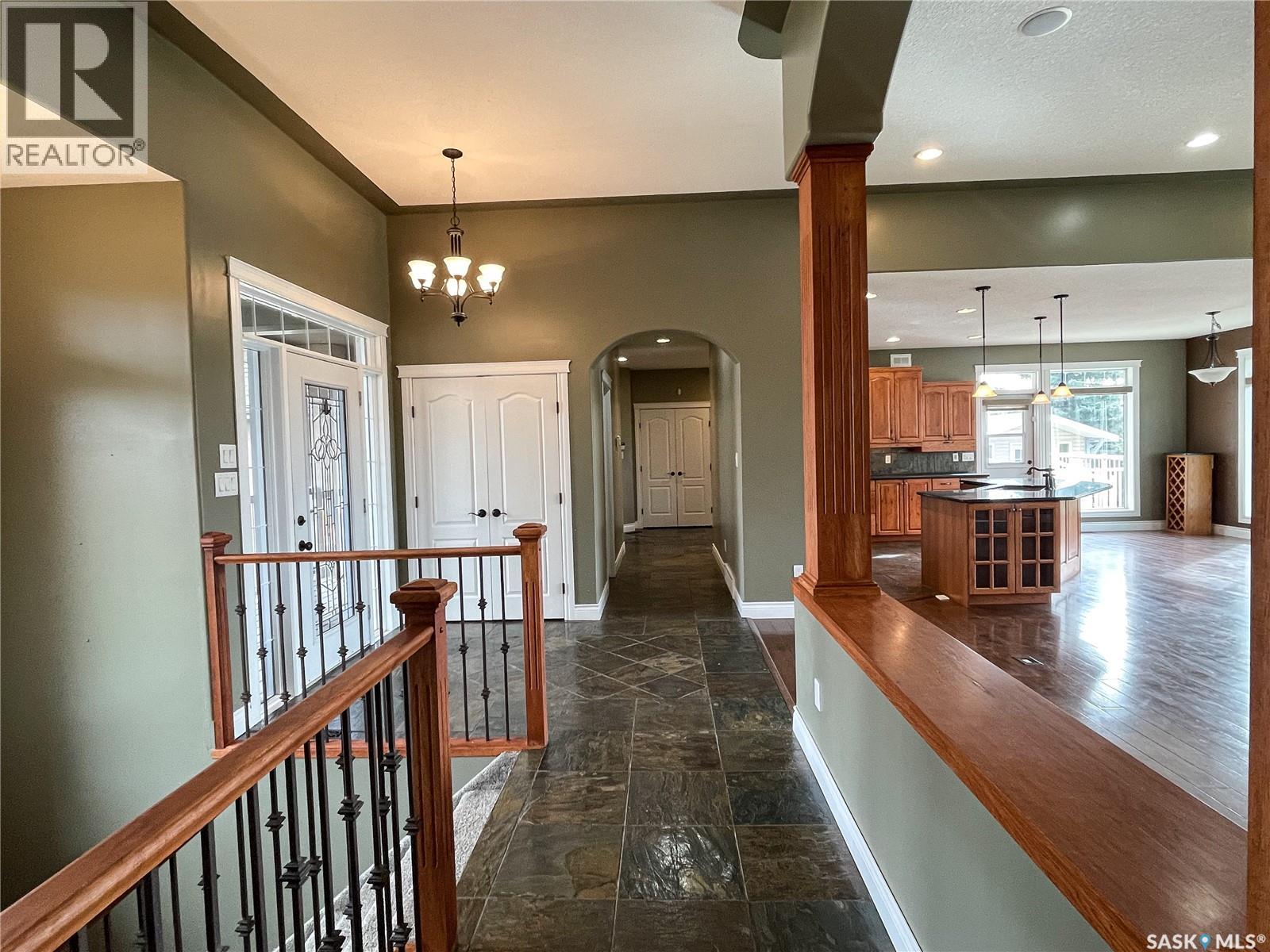 24 Bridger Drive, Meadow Lake, Saskatchewan  S9X 2A1 - Photo 3 - SK984019