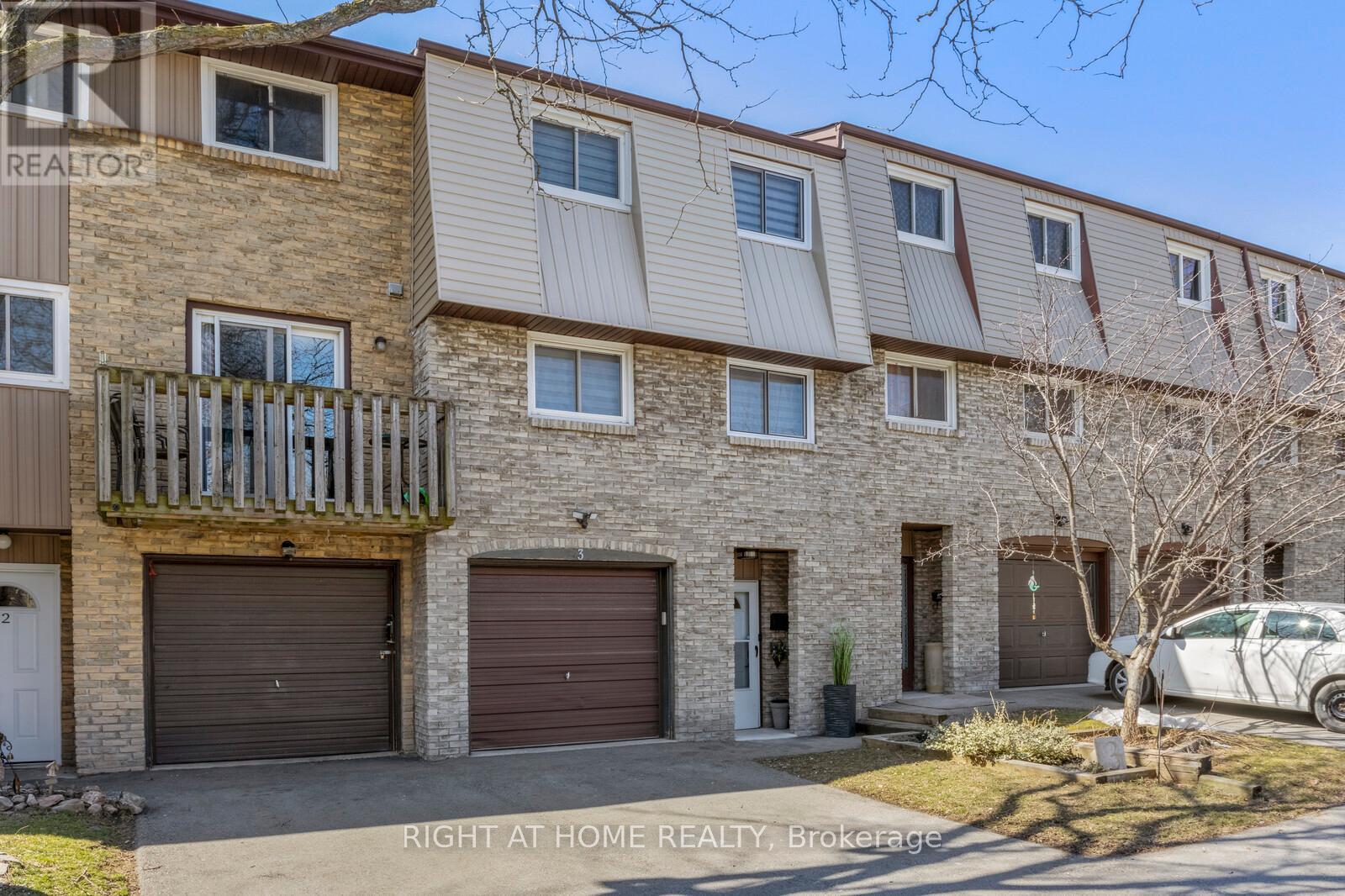 3 - 985 Limeridge Road E, Hamilton, Ontario  L8W 1X9 - Photo 1 - X12355808