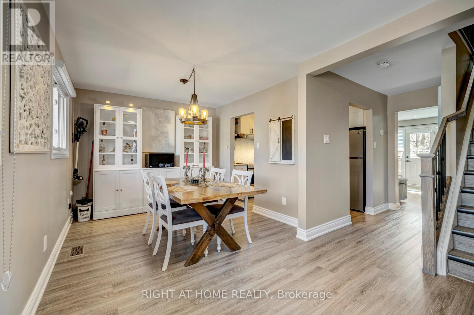 3 - 985 Limeridge Road E, Hamilton, Ontario  L8W 1X9 - Photo 10 - X12355808